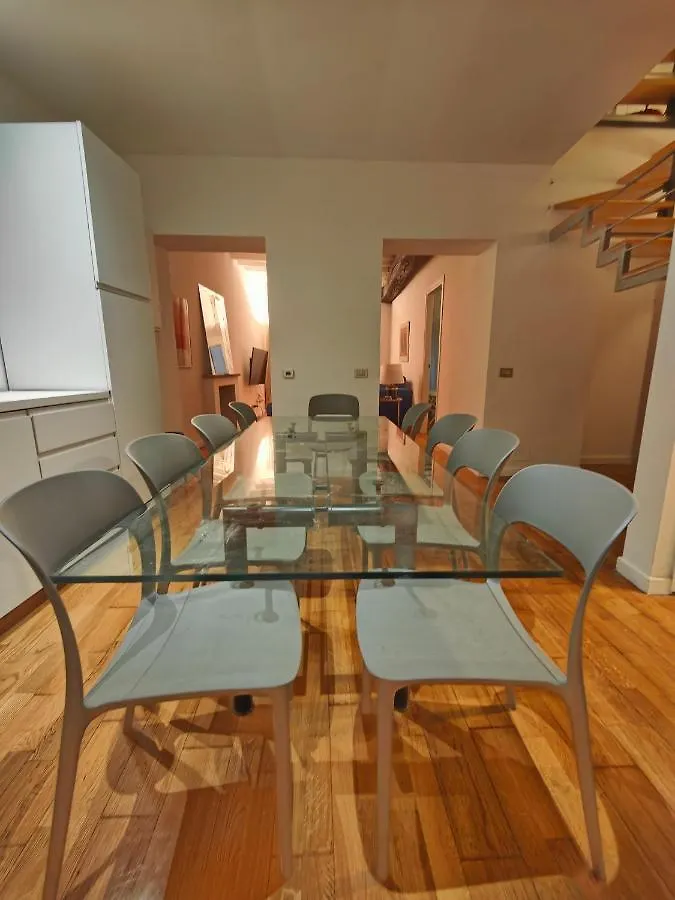 Crocetta - Design Apartment With Terrace Milán 0*,  Italia