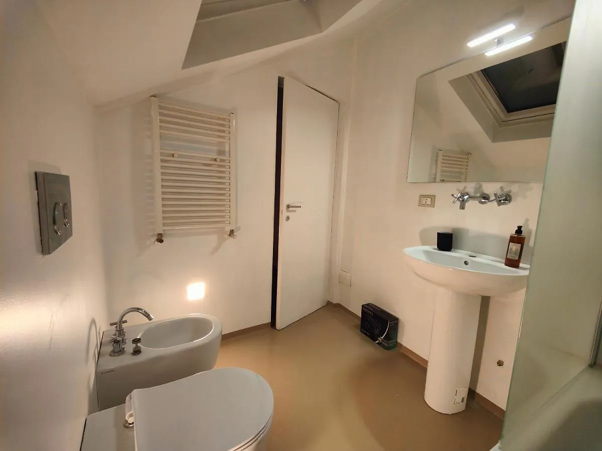 Crocetta - Design Apartment With Terrace Milan