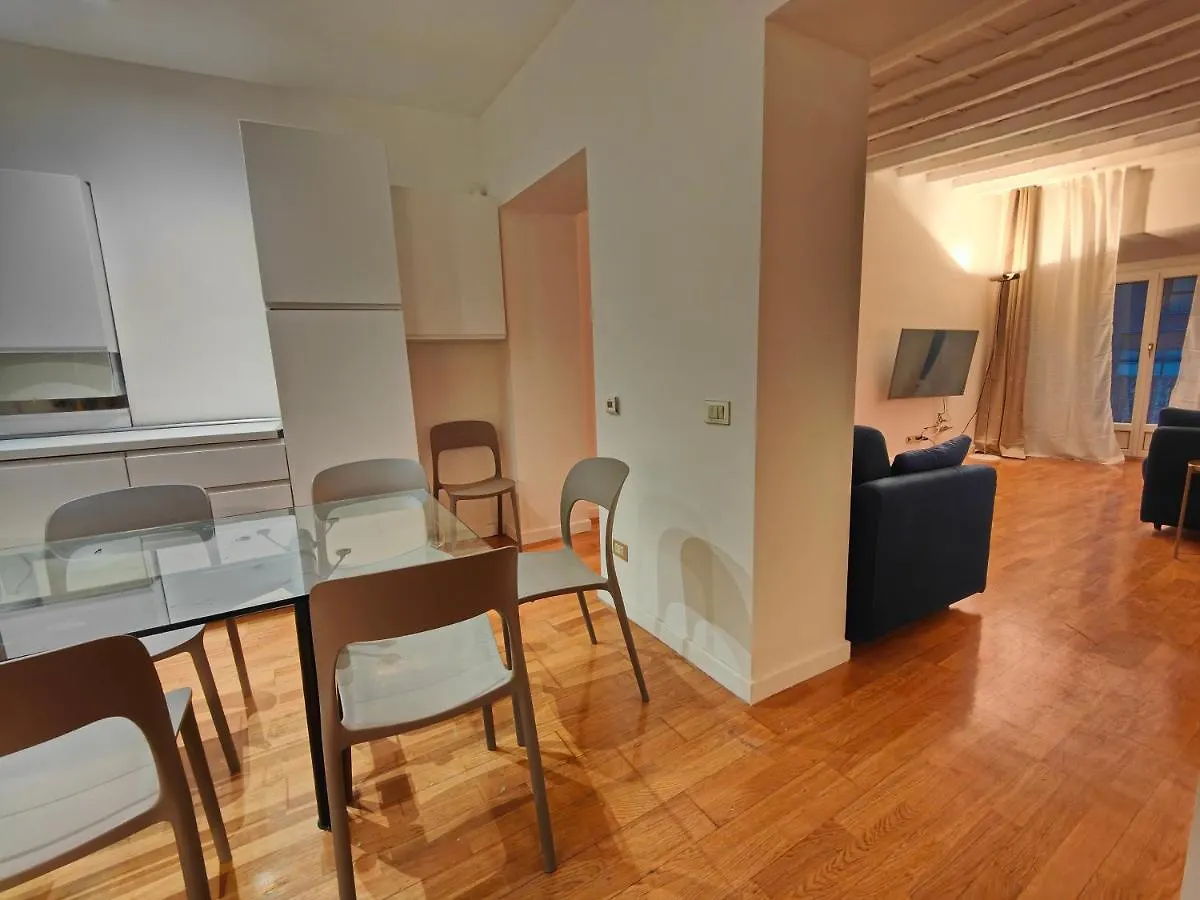 Crocetta - Design Apartment With Terrace Milan 0*,  Italie